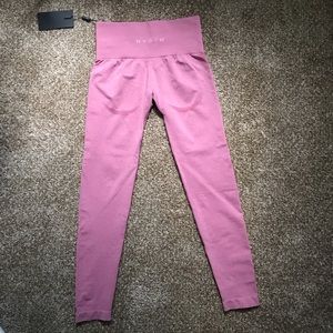Pastel Pink Contour Seamless Leggings